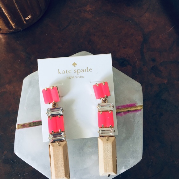kate spade Jewelry - Kate Spade hot hot🔥🌸💋pink & light wood unique
